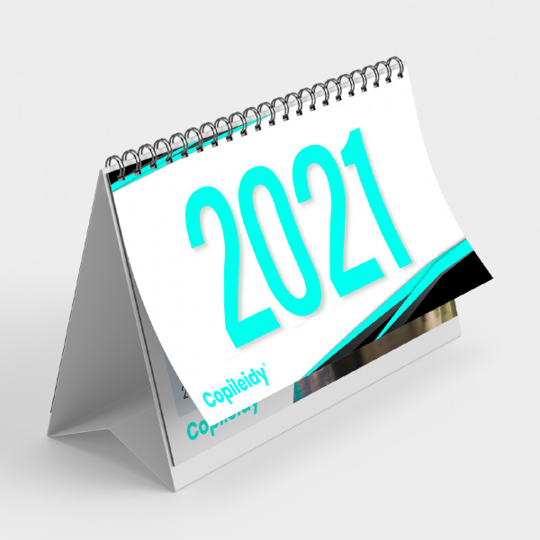 Mockup Calendario con hojas fondo gris