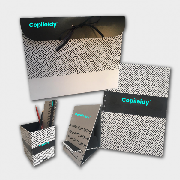 Mockup Home Office fondo gris